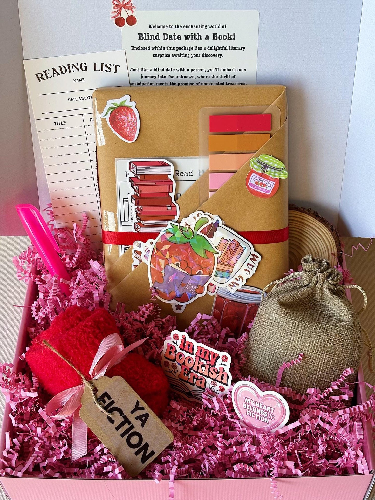 Personalized Blind Date with a Book Box Gift for Mom Gift Box Mystery Gift for Book Lovers Gift for Bookworm Personal Book Gift for Her