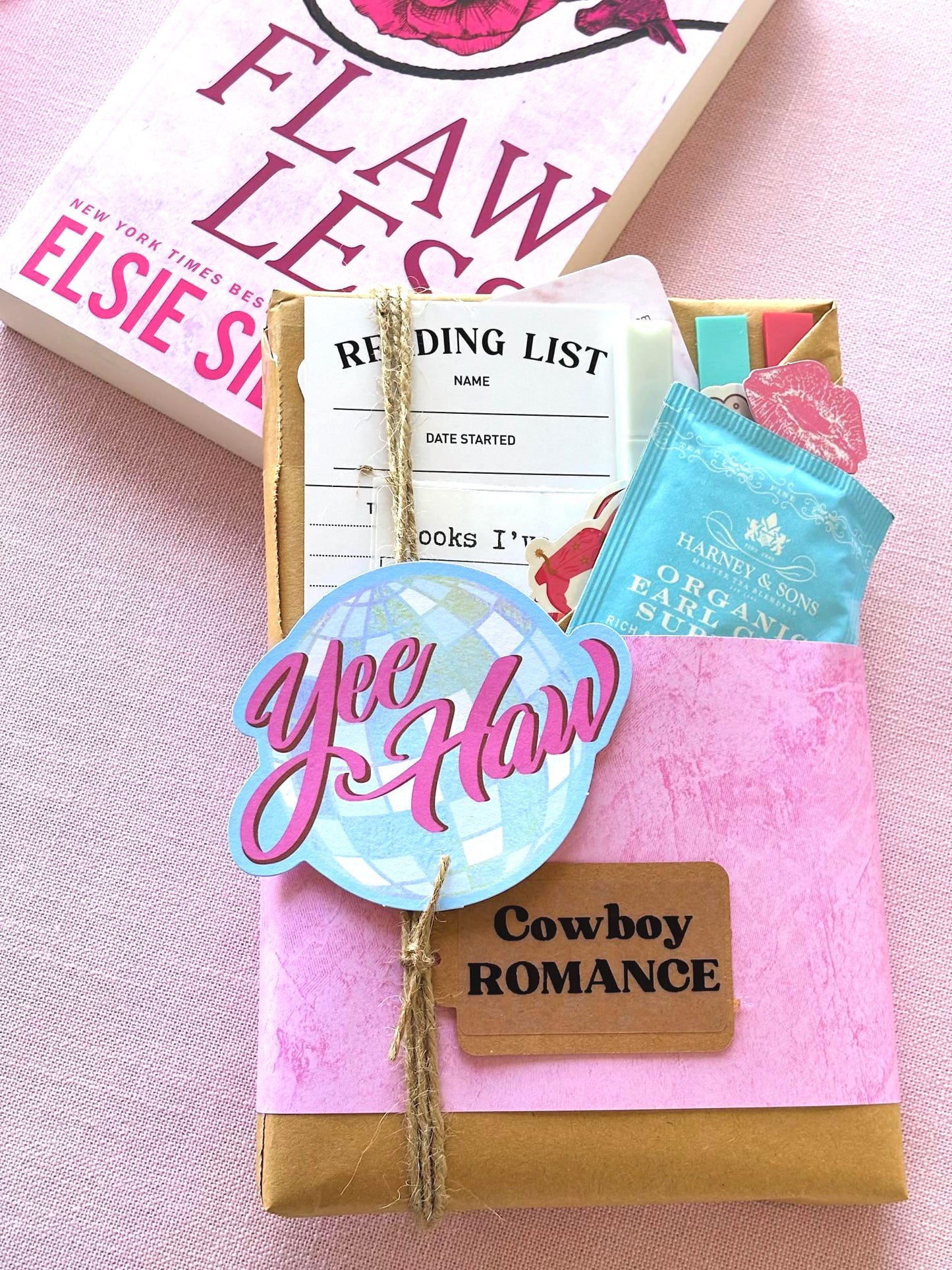 Personalized Blind Date with a Book Box Gift for Mom Gift Box Mystery Gift for Book Lovers Gift for Bookworm Personal Book Gift for Her