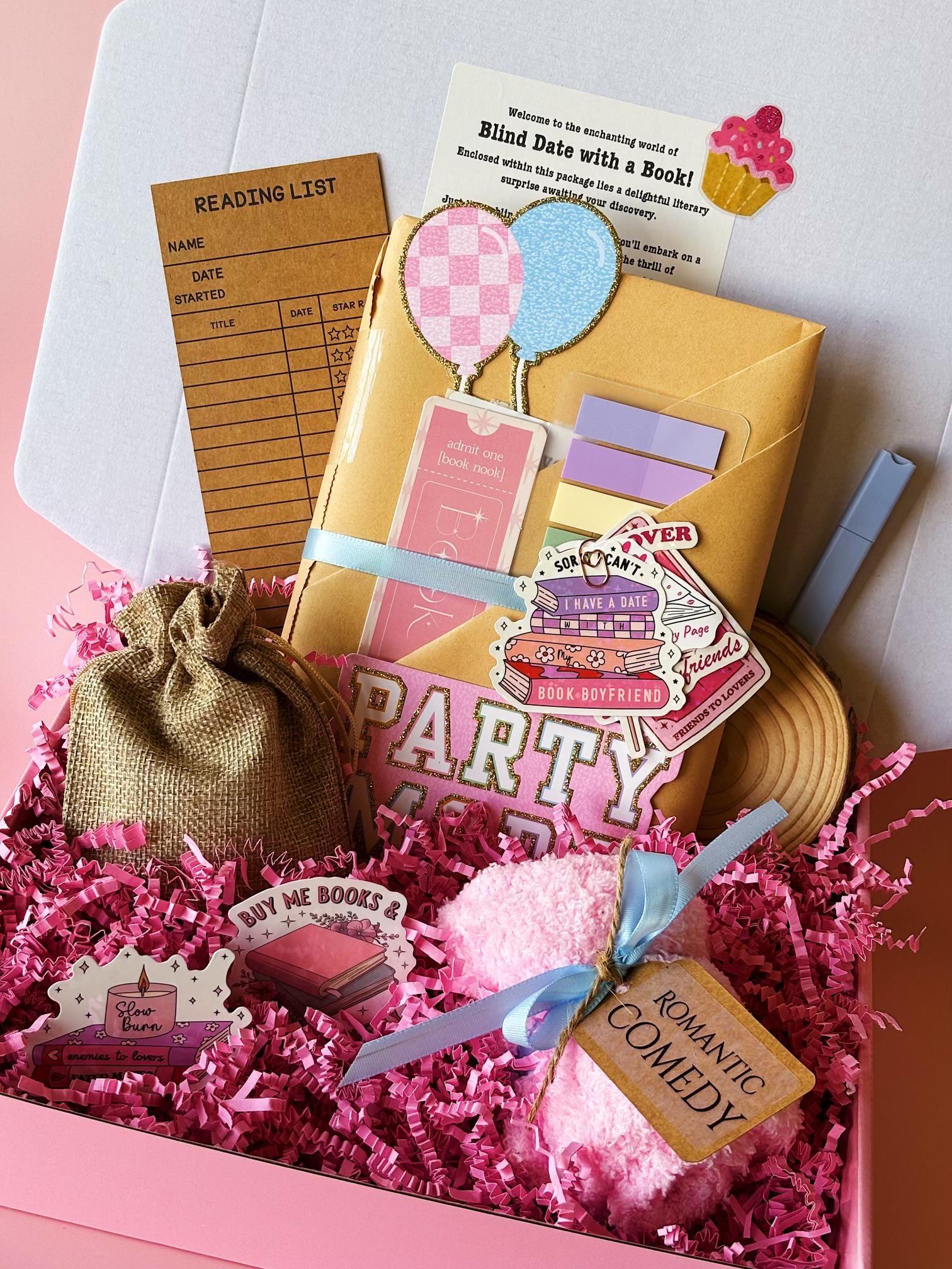 Personalized Blind Date with a Book Box Gift for Mom Gift Box Mystery Gift for Book Lovers Gift for Bookworm Personal Book Gift for Her