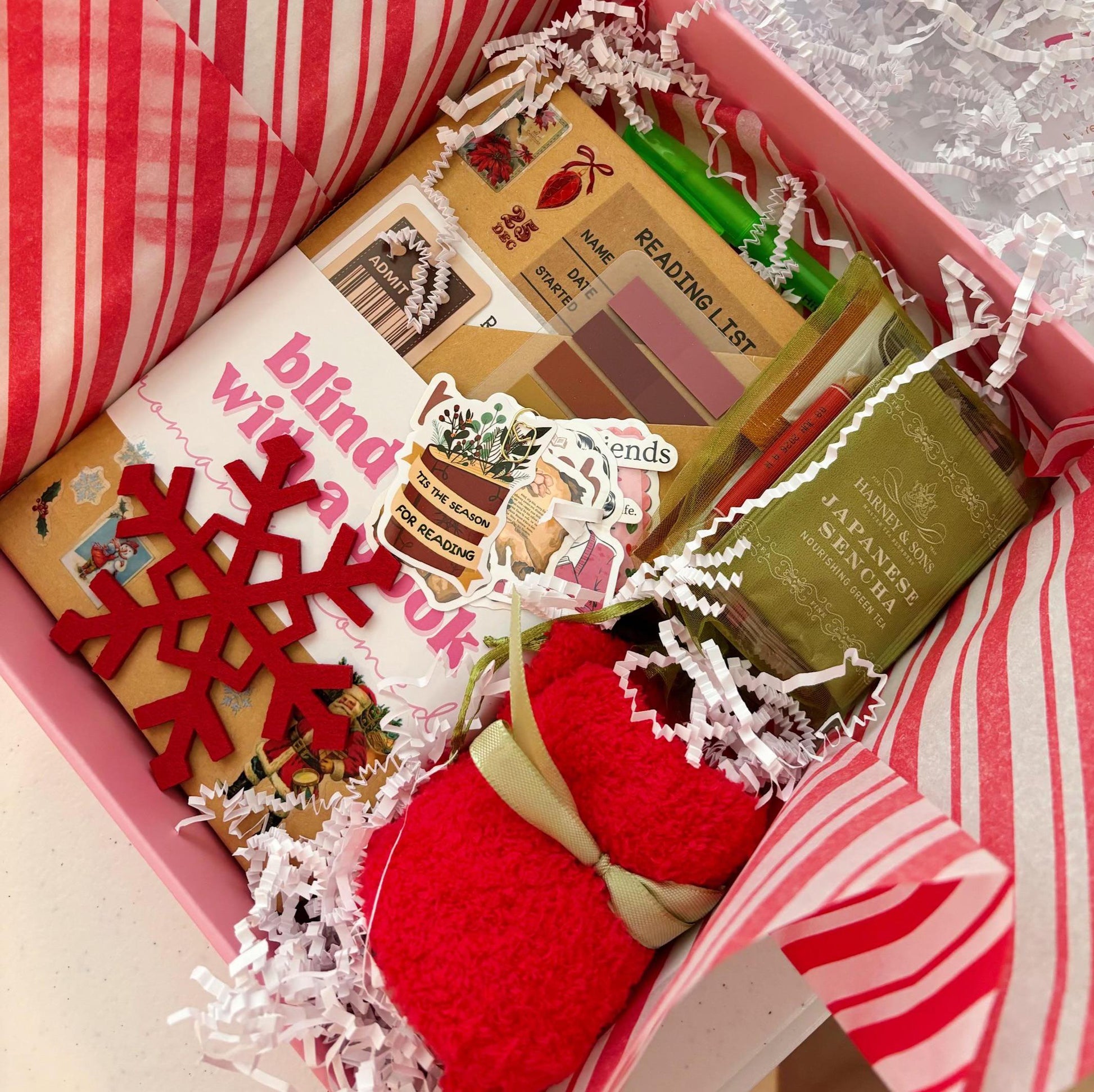 Personalized Blind Date with a Book Gift Box Mystery Gift for Book Lover Gift Personalized Book Gift Birthday Gift for Her Bookworm Gift