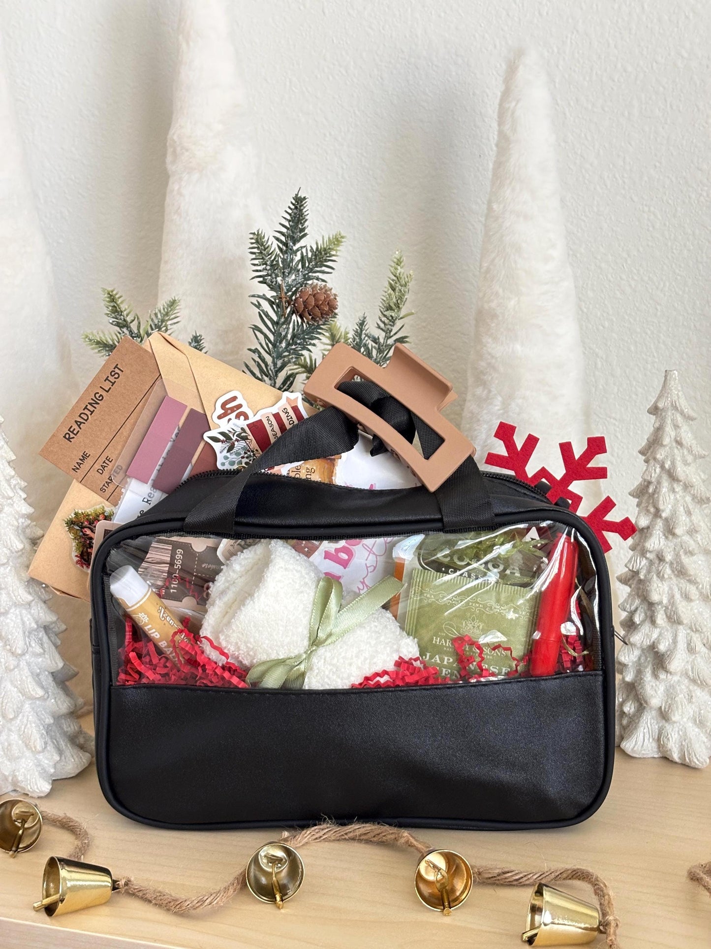 Blind Date with a Book Box, Blind Book Dates, Mystery Book Gift, Bookish Gifts, Book Lover Gift, Custom Book Box, Vintage Holiday