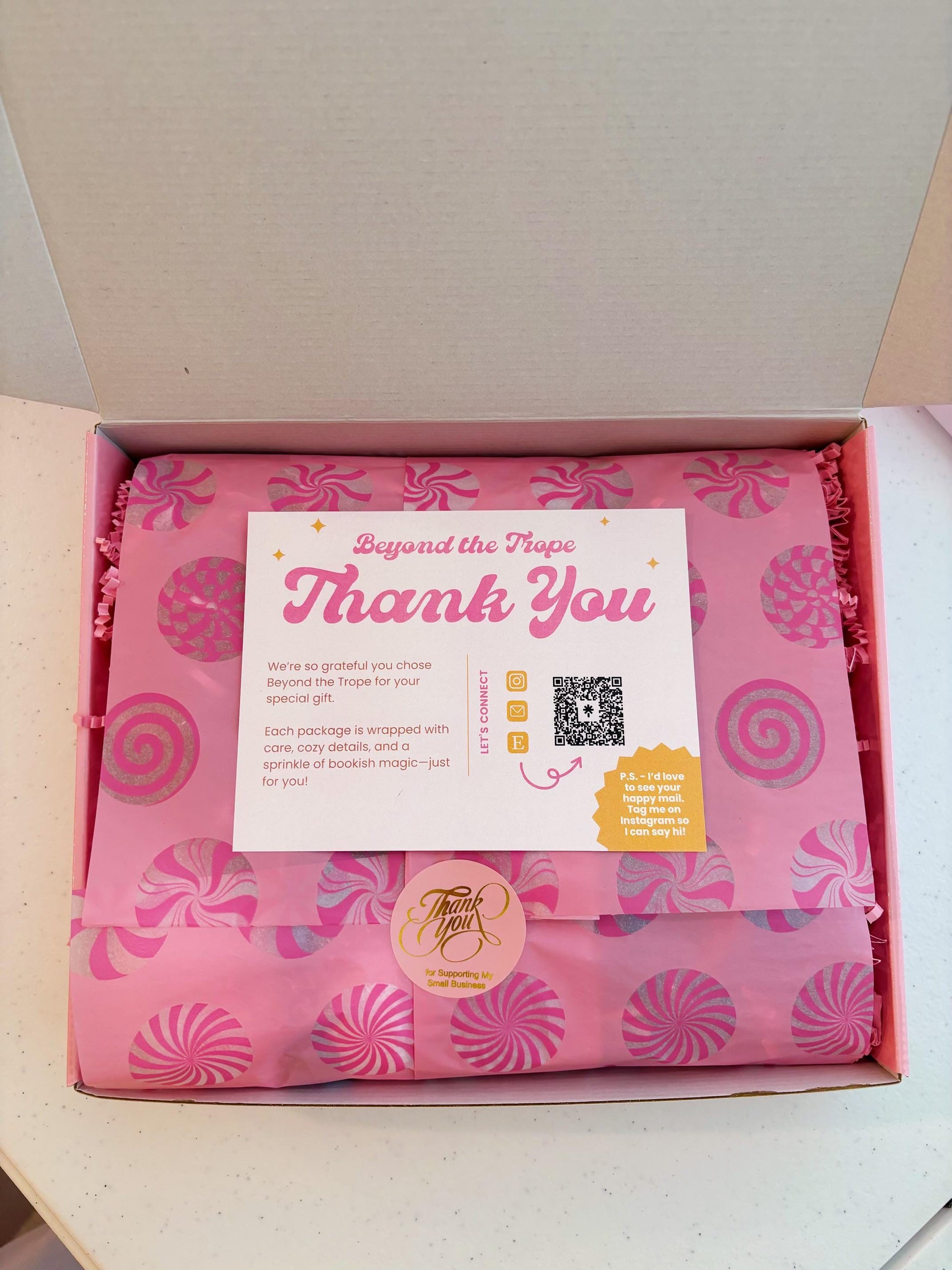 Personalized Blind Date with a Book Gift Box Mystery Gift for Book Lover Gift Personalized Book Gift Birthday Gift for Her Bookworm Gift