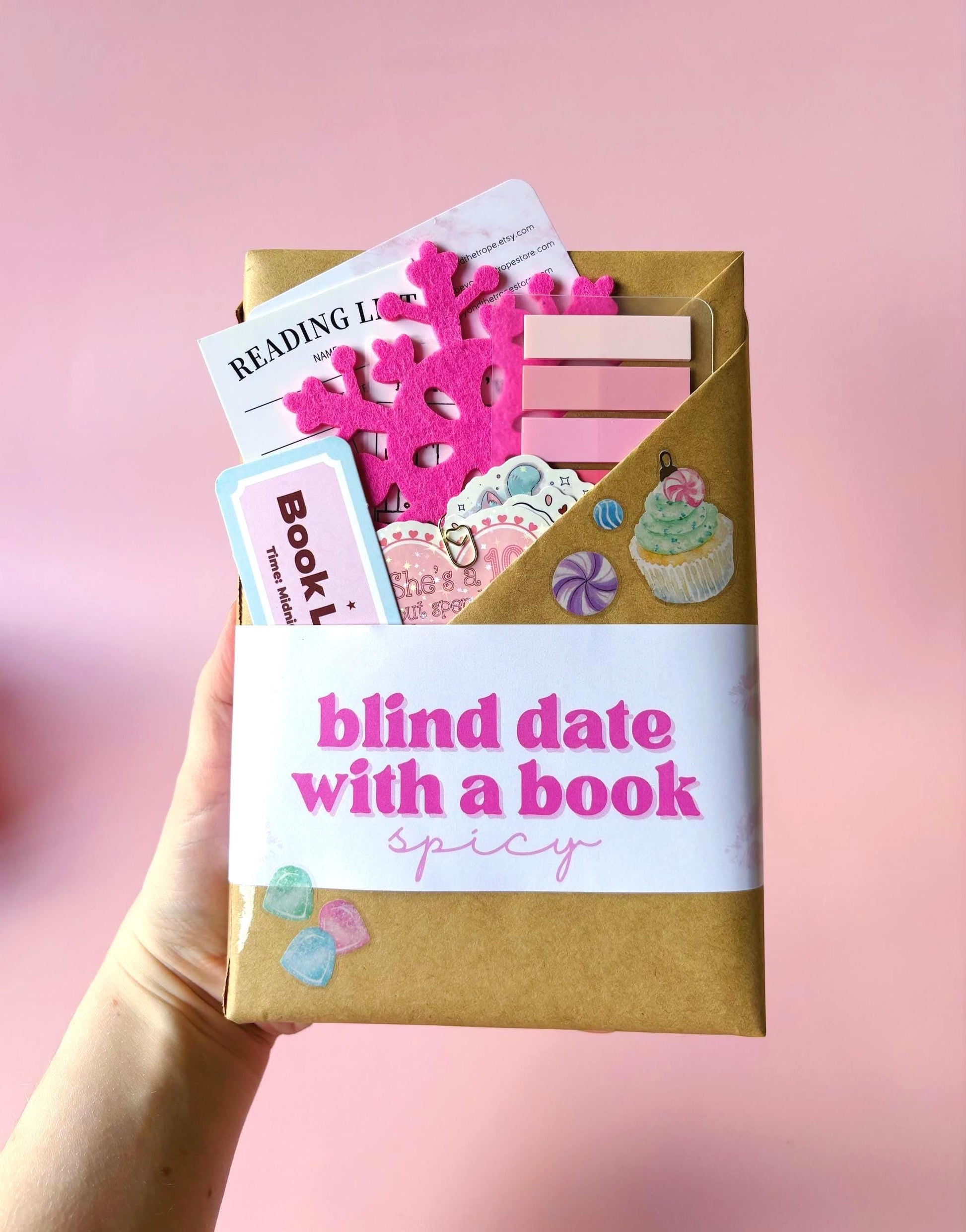 Blind Date with a Book, Blind Book Date Boxes, Mystery Book Gift, Bookish Gifts, Book Lover Gift, Custom Book Box, Pink Christmas